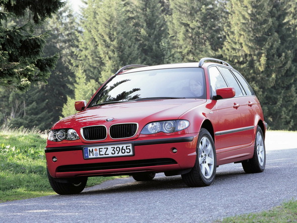 Uzspiediet lai redzētu oriģinālizmēru BMW_E46_Touring_Press_Photos_011.jpg