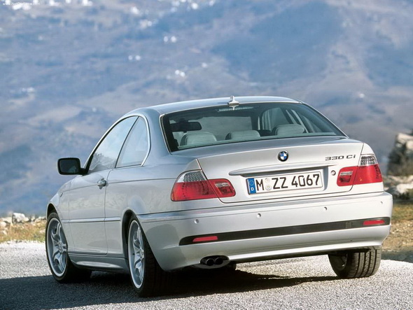Uzspiediet lai redzētu oriģinālizmēru BMW_E46_Coupe_Press_Photos_037.jpg