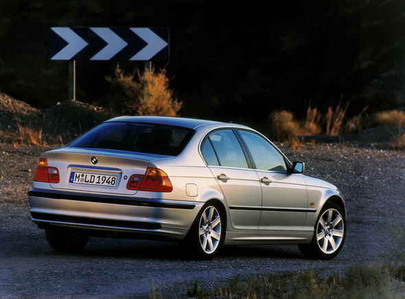 BMW_E46_Sedan_Press_Photos_013.jpg