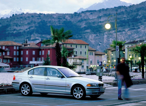 BMW_E46_Sedan_Press_Photos_035.jpg