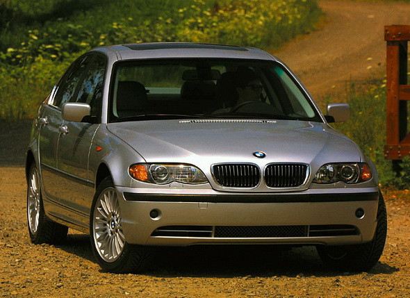 Uzspiediet lai redzētu oriģinālizmēru BMW_E46_Sedan_Press_Photos_068.jpg