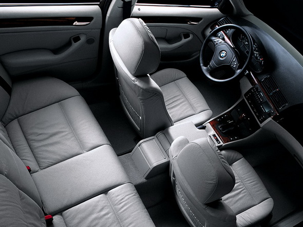 BMW_E46_Sedan_Press_Photos_083.jpg