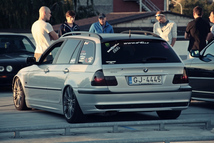 Uzspiediet lai redzētu oriģinālizmēru 041s.jpg