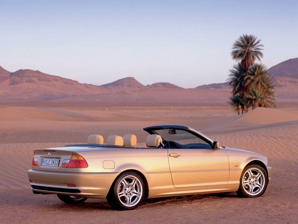 Uzspiediet lai redzētu oriģinālizmēru BMW_E46_Cabrio_Press_Photos_023.jpg
